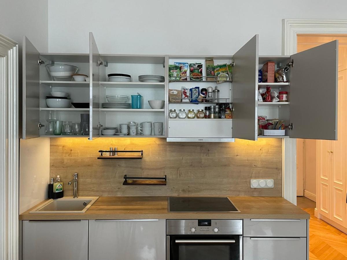 וינה Luxury 2Br Apartment Neubaugasse מראה חיצוני תמונה