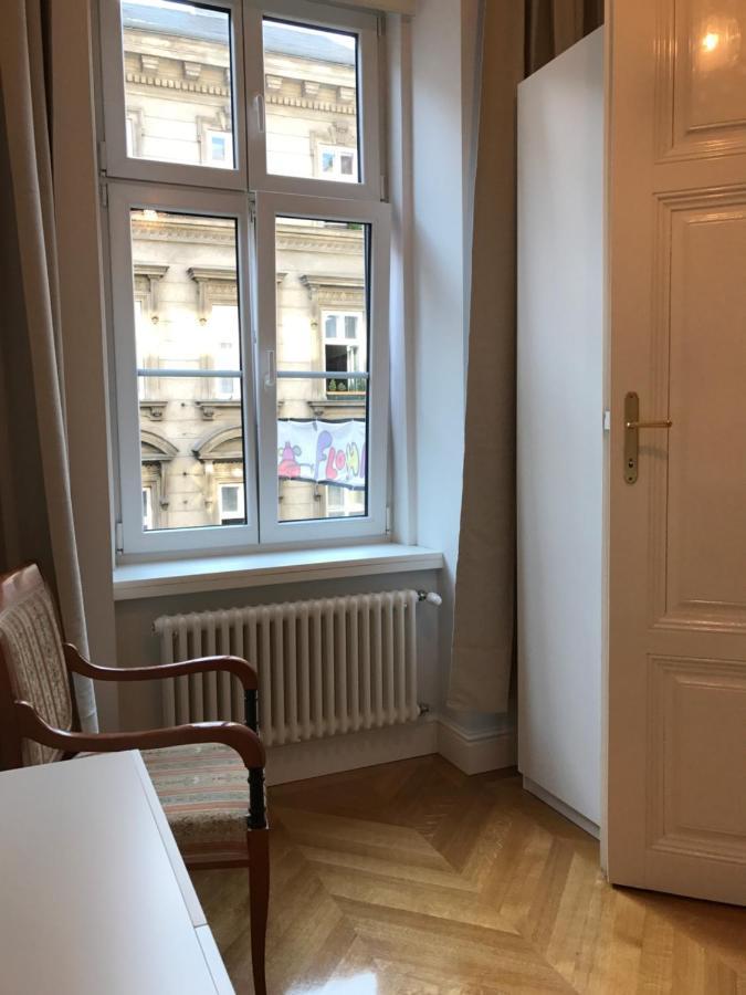 וינה Luxury 2Br Apartment Neubaugasse מראה חיצוני תמונה